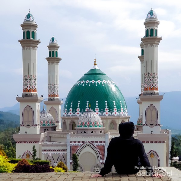 Masjid Al Ikhsan Sokarame: Pusat Kehidupan Spiritual di Cilacap